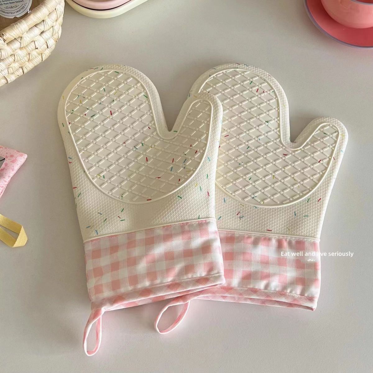 Silicone Oven Mitts (2-Pack) - Heat Resistant to 500°F, Waterproof Kitchen Gloves