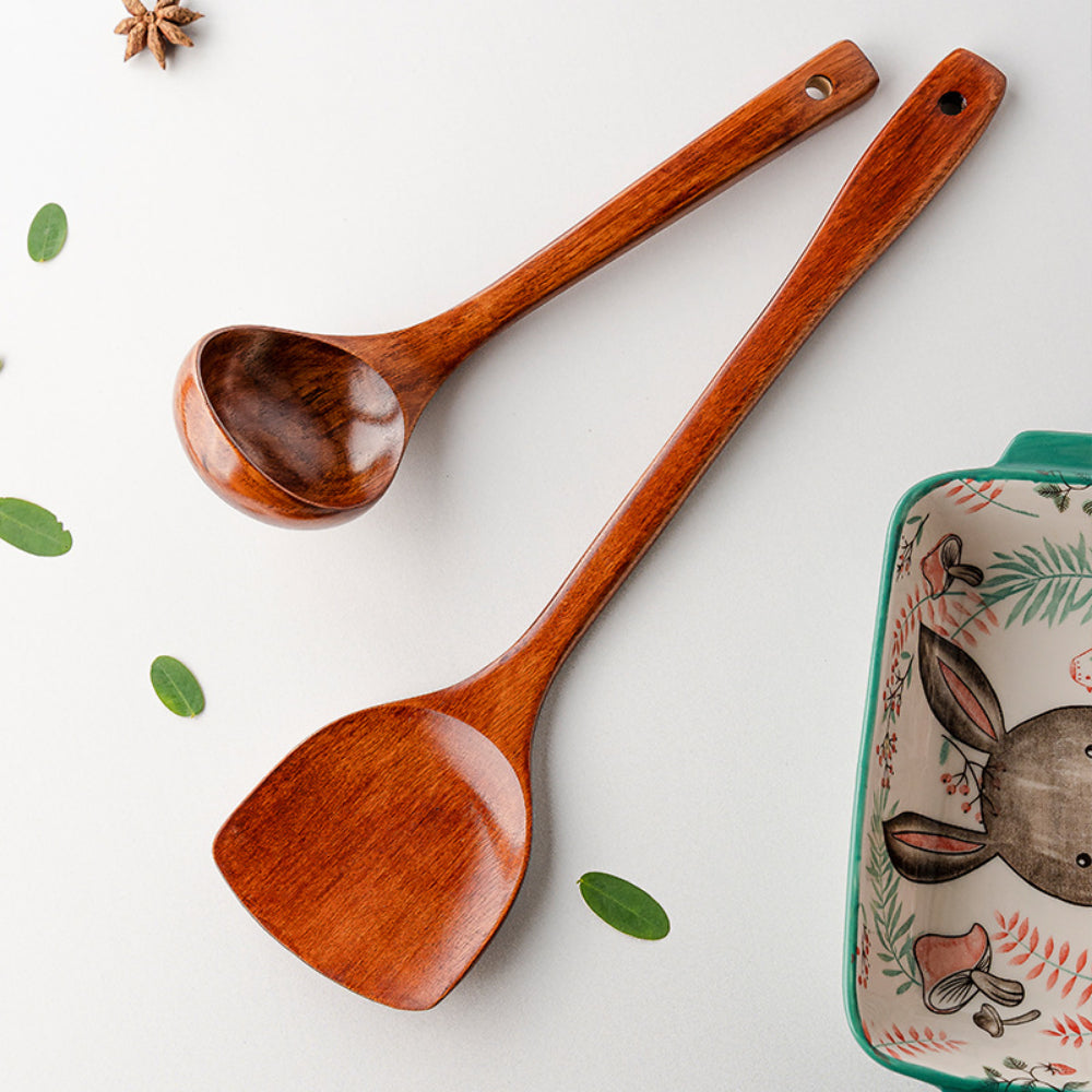 Traditional Lacquered Wooden Spatula - Extra Long Handle for Non-Stick Pans | Heat-Resistant & Scratch-Proof Cooking Tool